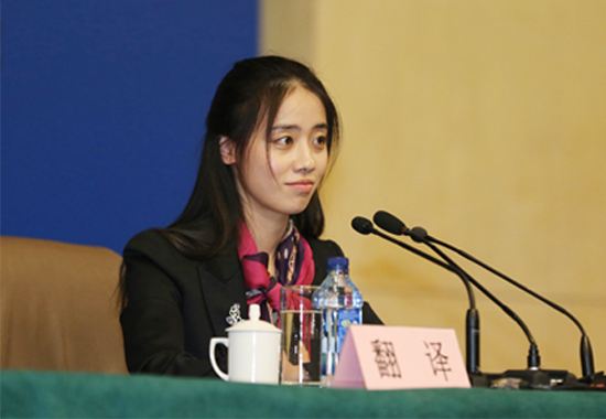 收入 高的“鐘點(diǎn)工”？同聲傳譯在中國(guó)的發(fā)展前景